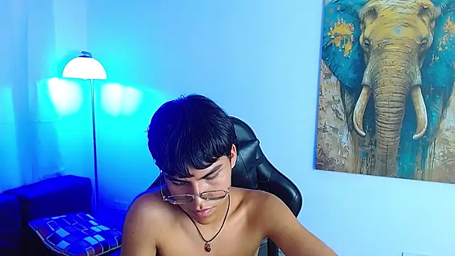 maikcum's Webcam Show