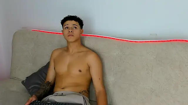 _Alex_Coltonのウェブカメラショー