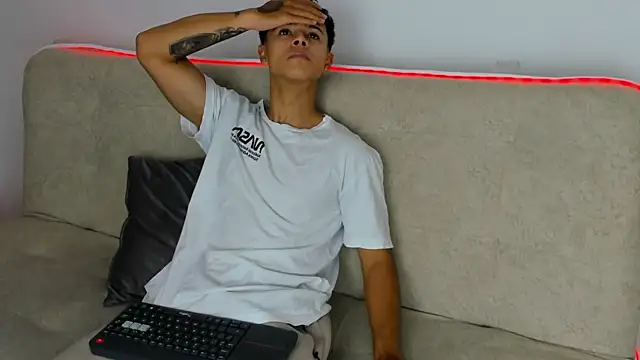_Alex_Colton 网络视讯表演