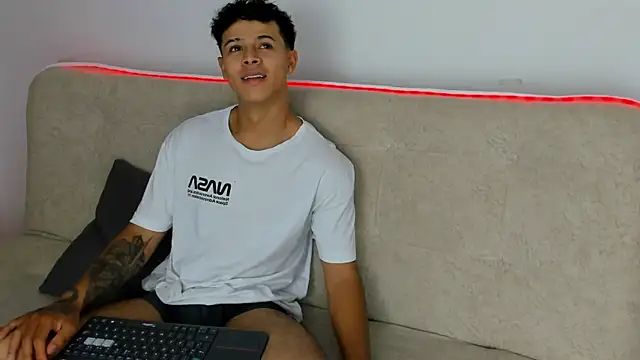 _Alex_Colton 网络视讯表演