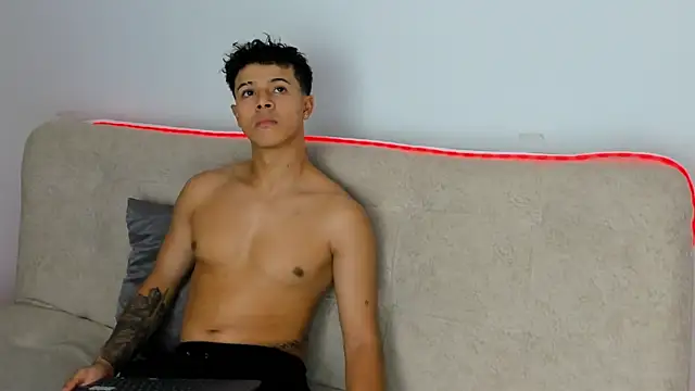 _Alex_Colton Adlı Modelin Web Kamerası Şovu