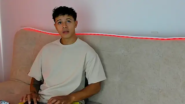 _Alex_Colton Adlı Modelin Web Kamerası Şovu