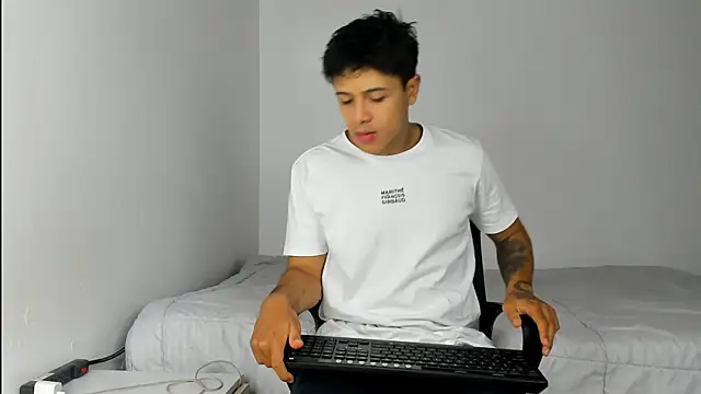 _Alex_Colton 在線直播表演