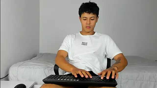 _Alex_Colton Show Webcam