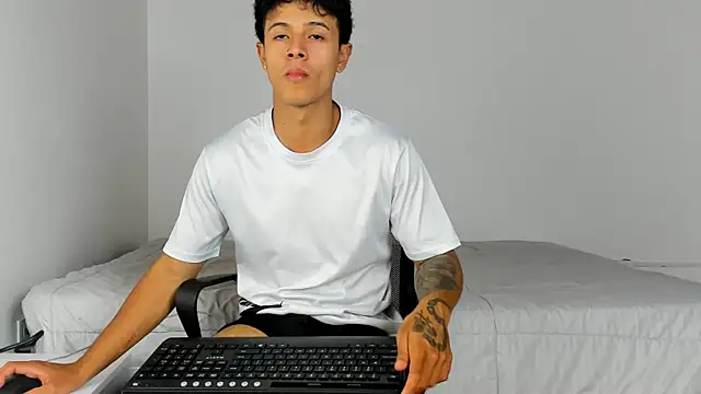 _Alex_Colton Pertunjukan Webcam