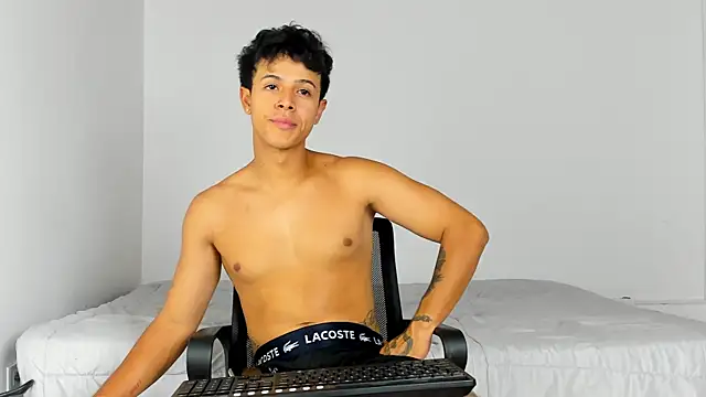โชว์เว็บแคมของ _Alex_Colton