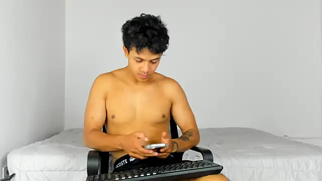 _Alex_Colton 在線直播表演