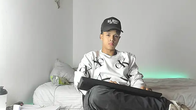 _Alex_Colton Pertunjukan Webcam