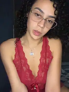 SirenStell0 Adlı Modelin Canlı XXX Sohbeti