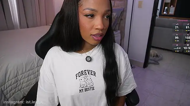 Webkamerová show eimi_spacee