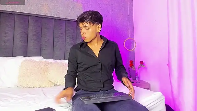 عرض كام Alejandroo_Montenegro