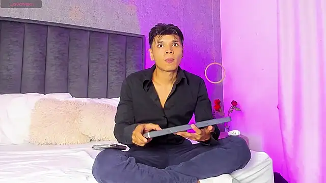 عرض كام Alejandroo_Montenegro