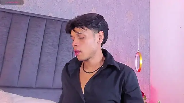 Alejandroo_Montenegro Webcam-Show