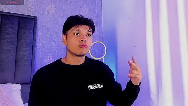 عرض كام Alejandroo_Montenegro