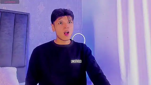 Вебкам-шоу Alejandroo_Montenegro