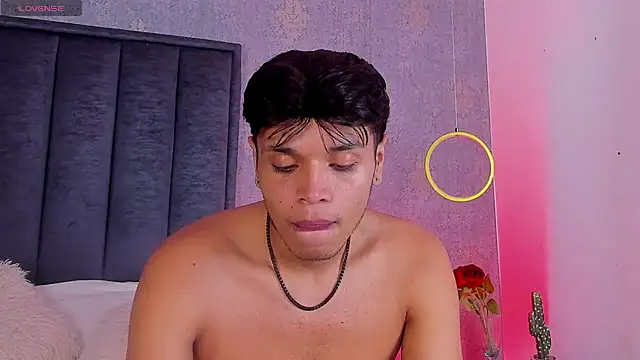 Alejandroo_Montenegroのウェブカメラショー