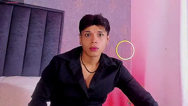 Alejandroo_Montenegro webcam show