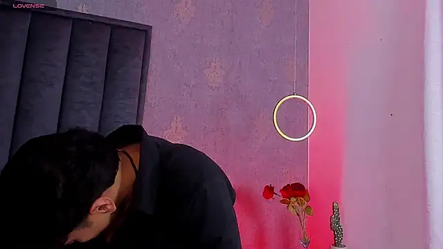 Alejandroo_Montenegro 网络视讯表演
