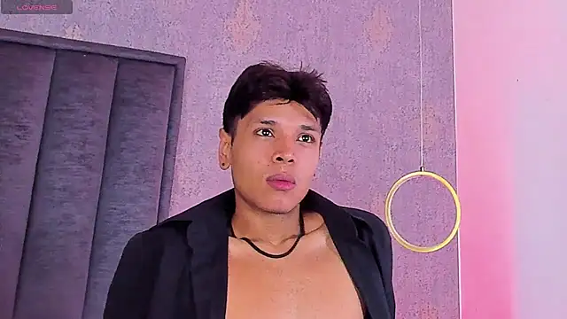 Alejandroo_Montenegro 在線直播表演