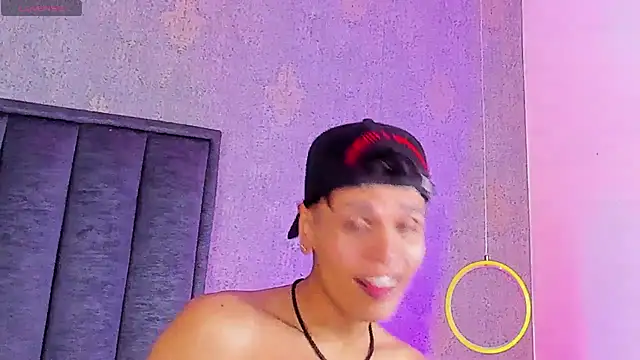 Alejandroo_Montenegro 웹캠 쇼