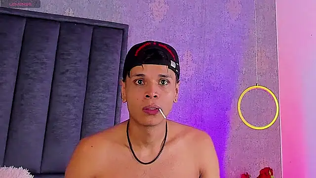 โชว์เว็บแคมของ Alejandroo_Montenegro
