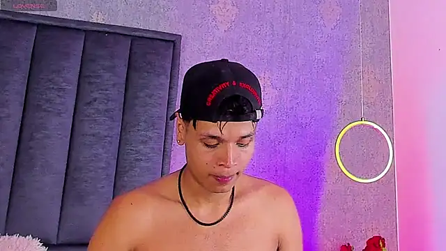 Alejandroo_Montenegron Webbikameraesitys