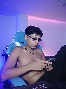 Alejandroo_Montenegro Pertunjukan Webcam