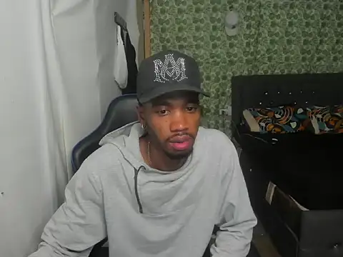 Show de Kofi_exotic_2 na webcam