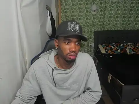 Kofi_exotic_2 网络视讯表演