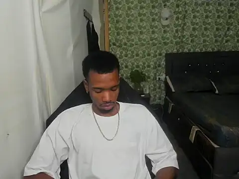 Kofi_exotic_2 Show in webcam