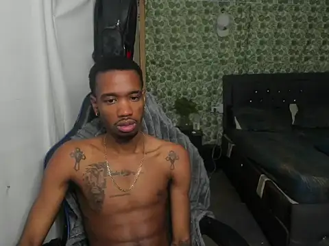 Show de Kofi_exotic_2 na webcam