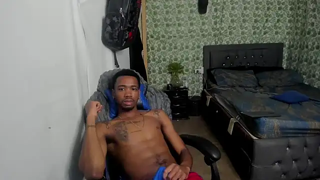 הופעת וובקאם של Kofi_exotic_2