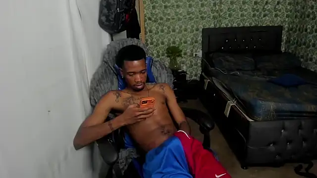 Show de webcam de Kofi_exotic_2