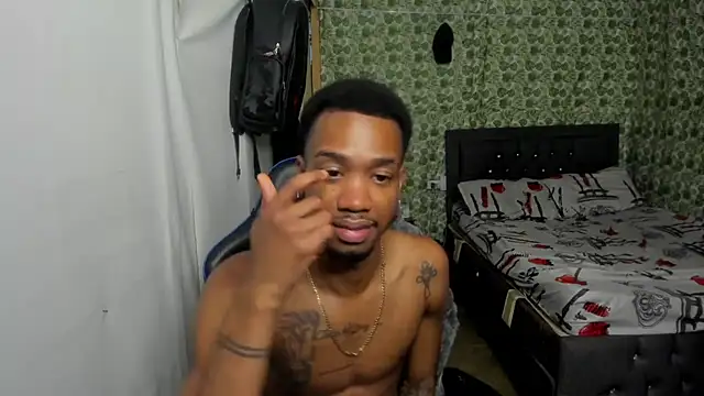 Kofi_exotic_2's Webcam Show
