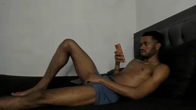Kofi_exotic_2 Show Webcam