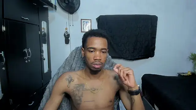 Kofi_exotic_2 Show Webcam
