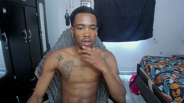 Kofi_exotic_2 Show Webcam