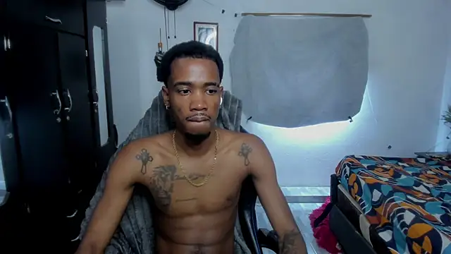Show de webcam de Kofi_exotic_2