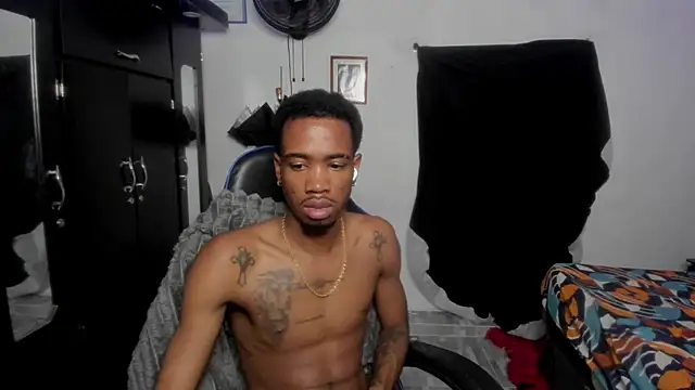Kofi_exotic_2 Webcam Show