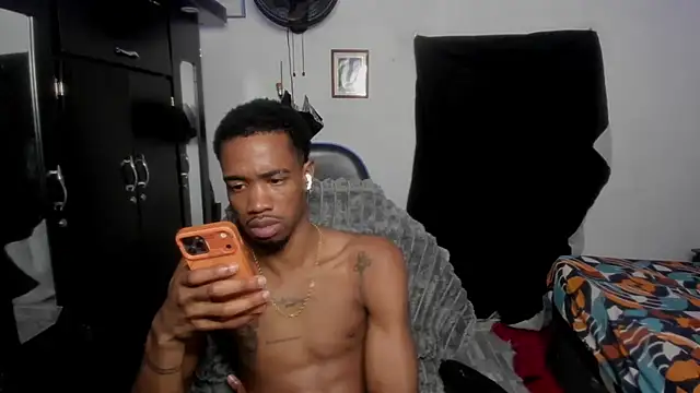 Show de webcam de Kofi_exotic_2