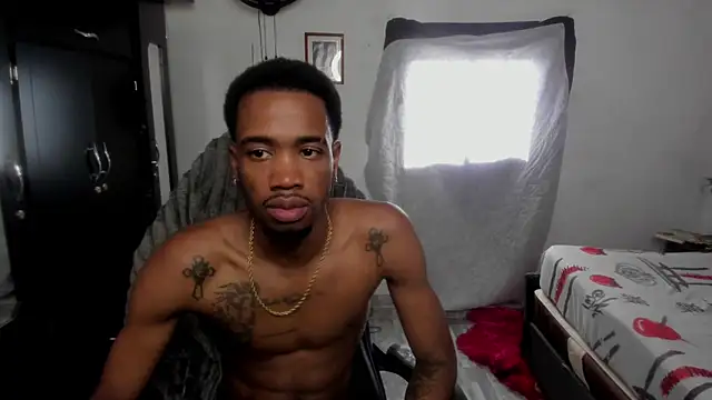 Kofi_exotic_2's Webcam Show