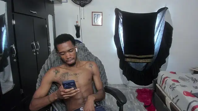Вебкам-шоу Kofi_exotic_2