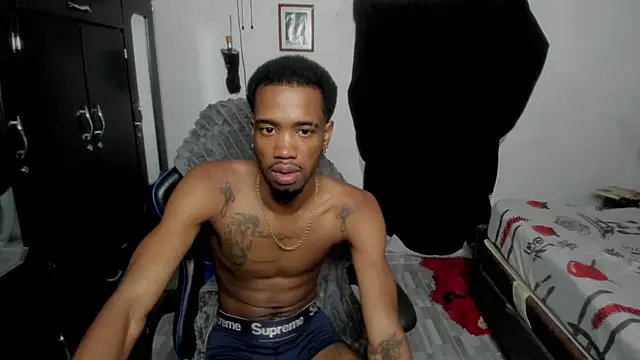 Kofi_exotic_2n Webbikameraesitys