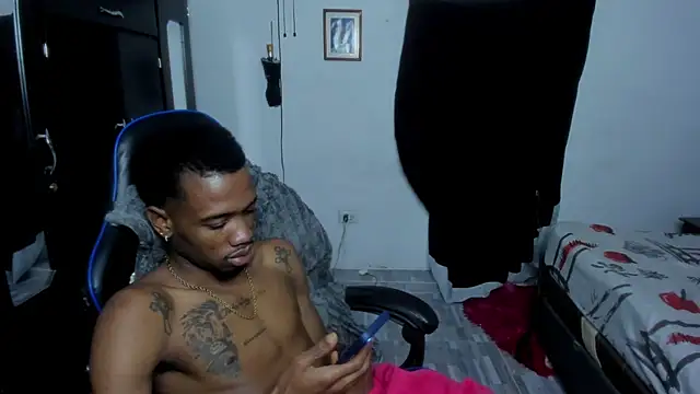 Kofi_exotic_2 Webcam Show