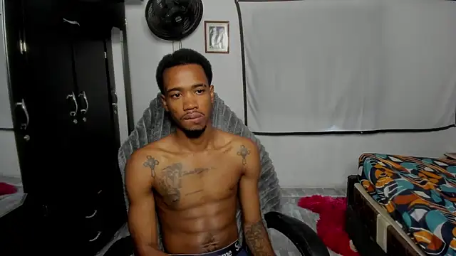 Kofi_exotic_2 Webcam-Show