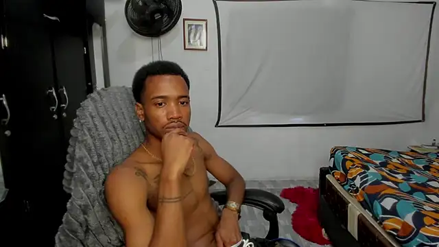 Kofi_exotic_2 网络视讯表演