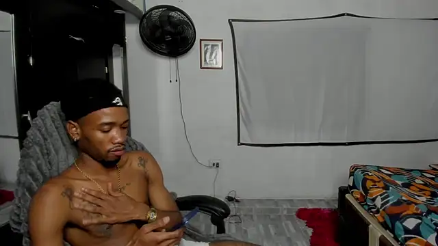 Kofi_exotic_2 webcam show
