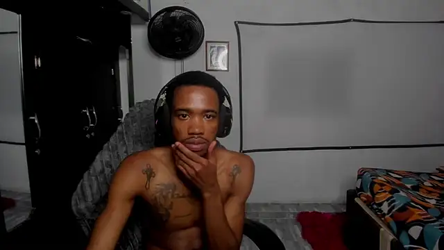 عرض كام Kofi_exotic_2