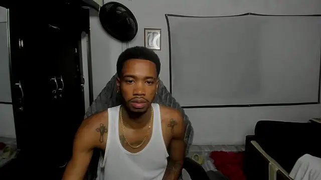 Kofi_exotic_2 Webcam-Show