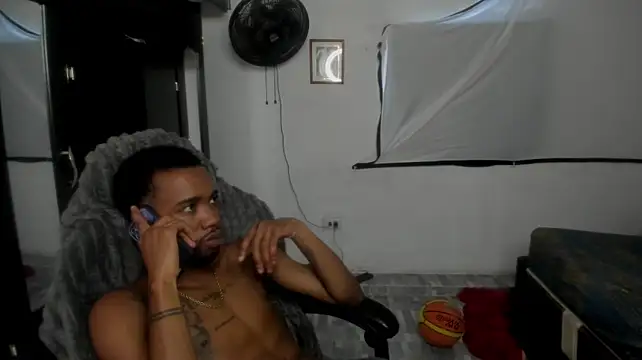 Kofi_exotic_2 网络视讯表演